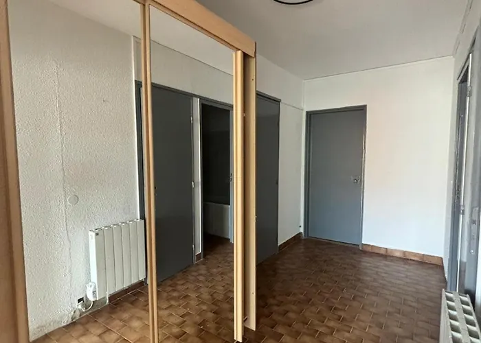 Loft En Plein Centre, Vue Port Lägenhet